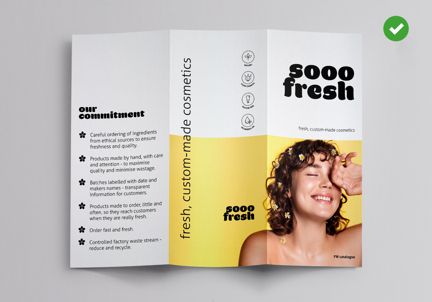 Immagine che contiene testo, Viso umano, persona, sorriso

Descrizione generata automaticamente, Immagine